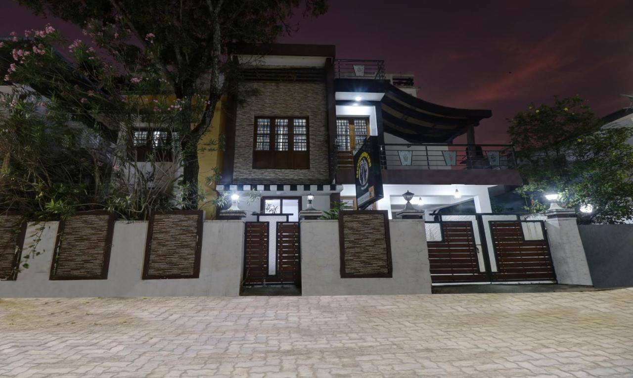 Treebo Backpackers Inn Kochi Extérieur photo